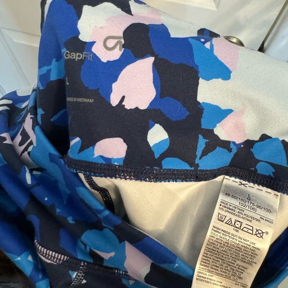 Gap Fit Active Leggings - Picture 3 of 3